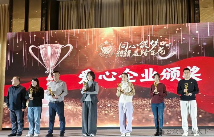 �к�˫�淢����������