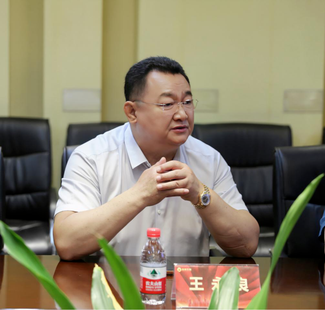 炎帝生物王永良董事长会议发言王永良董事长指出,青少年是祖国的未来